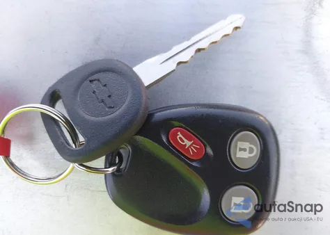 2003 Chevrolet Tahoe Ls from USA, damaged, VIN 1GNEC13V93R303831